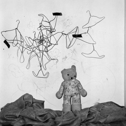 Configuration. 2003 - Roger Ballen - FLAIR Galerie